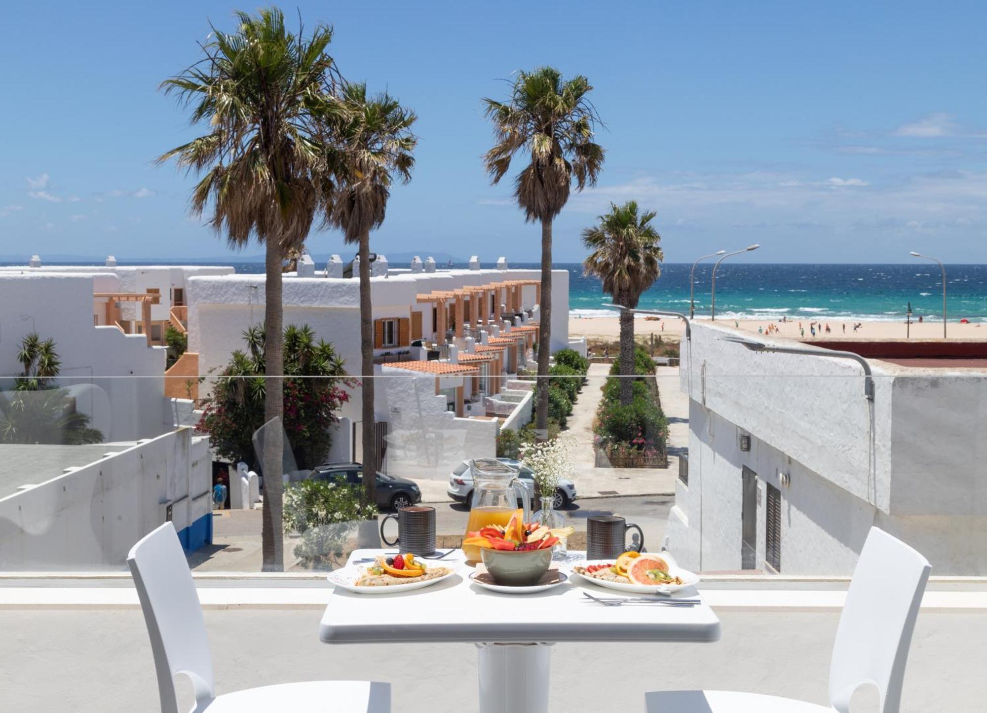 Beachfront Aqua Living塔里法 外观 照片